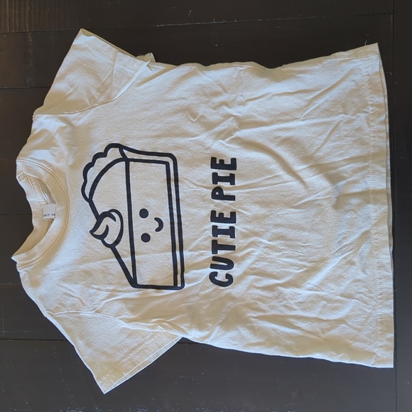 Cutie Pie Tshirt - Picture 1 of 2